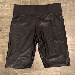 Carbon 38 bike shorts